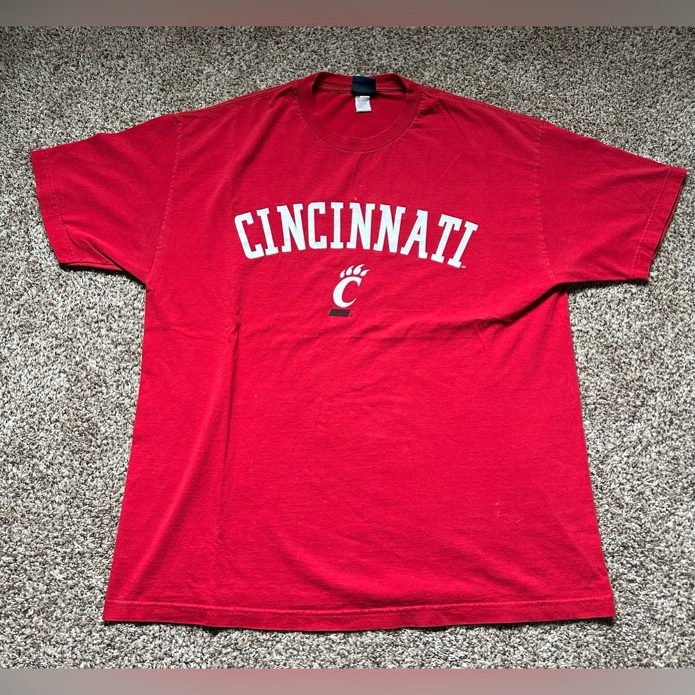 Vintage University of Cincinnati Bearcats Tee T-Shirt